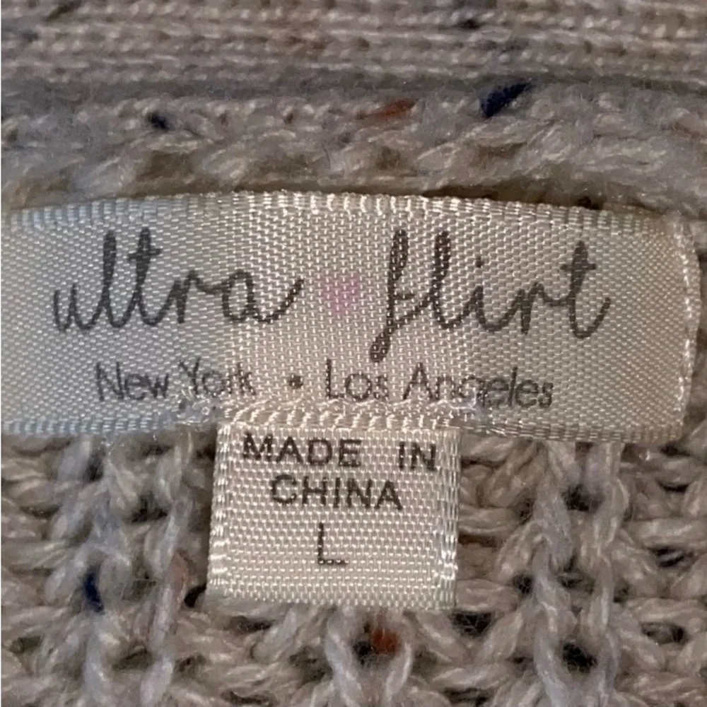 Ultra Flirt - GUC - Womens Cardigan 100% Acrylic Sweater